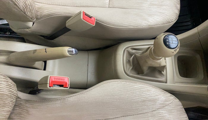 2012 Maruti Ertiga VXI, Petrol, Manual, 1,11,984 km, Gear Lever