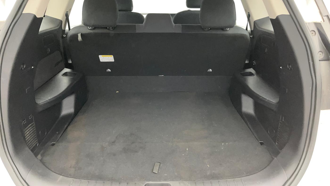 2023 Mahindra XUV700 MX P MT 5 STR, Petrol, Manual, 23,750 km, Boot Inside