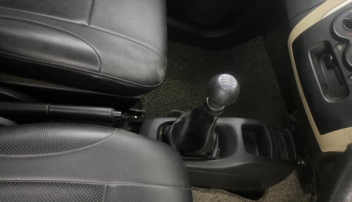 2017 Maruti Wagon R 1.0 LXI CNG (O), CNG, Manual, 52,446 km, Gear Lever