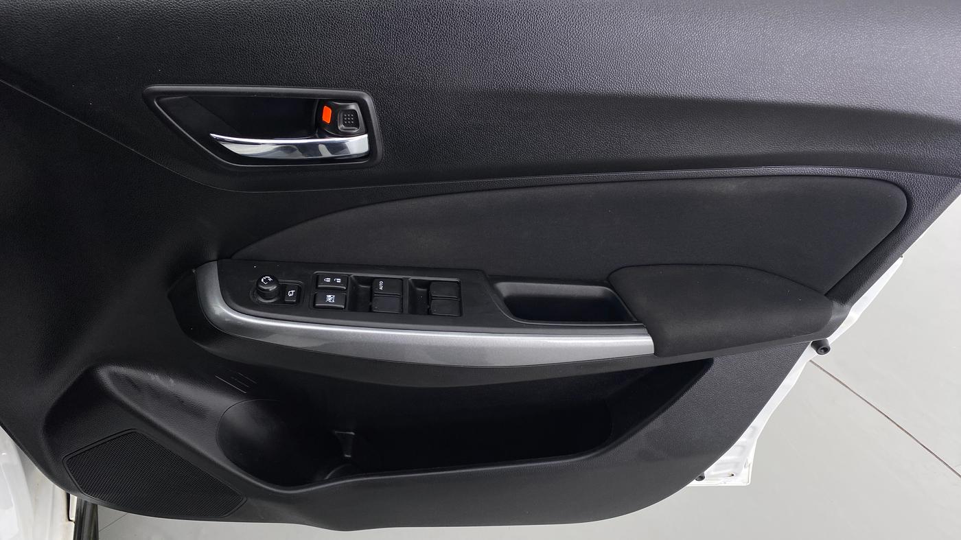 2019 Maruti Swift ZXI + AMT, Petrol, Automatic, 14,851 km, Driver Side Door Panels Control