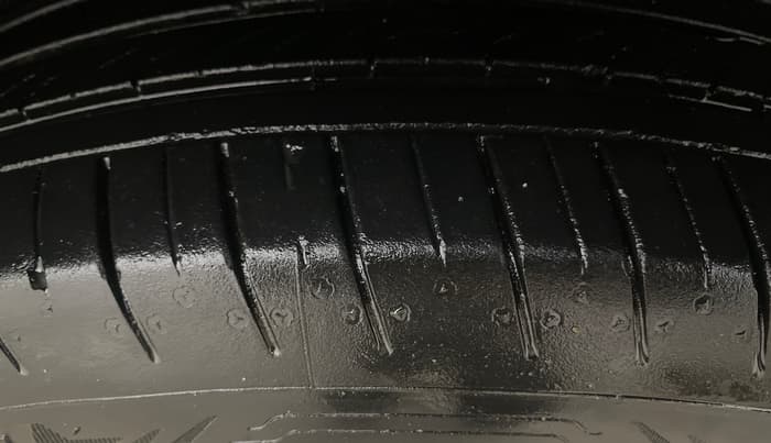 2024 Maruti FRONX DELTA PLUS 1.0 TURBO MT, Petrol, Manual, 26,028 km, Right Front Tyre Tread