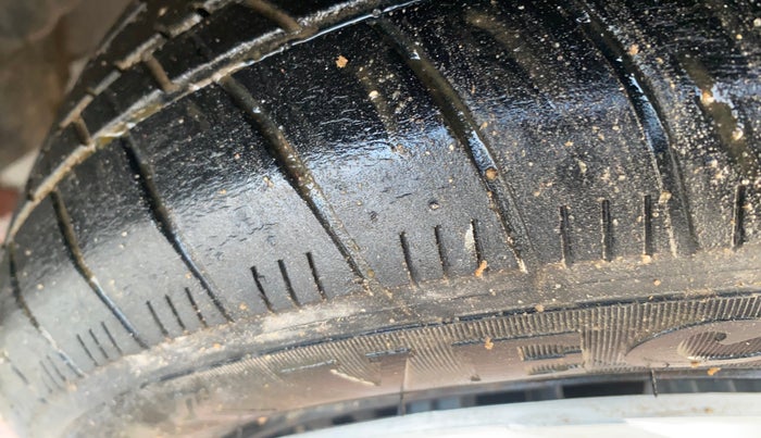 2019 Honda Amaze 1.2L I-VTEC S, Petrol, Manual, 54,501 km, Right Front Tyre Tread