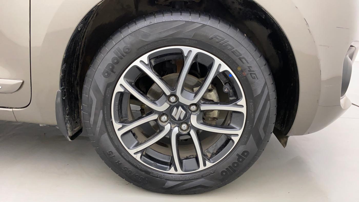 2019 Maruti Swift ZXI PLUS, Petrol, Manual, 39,682 km, Right Front Wheel