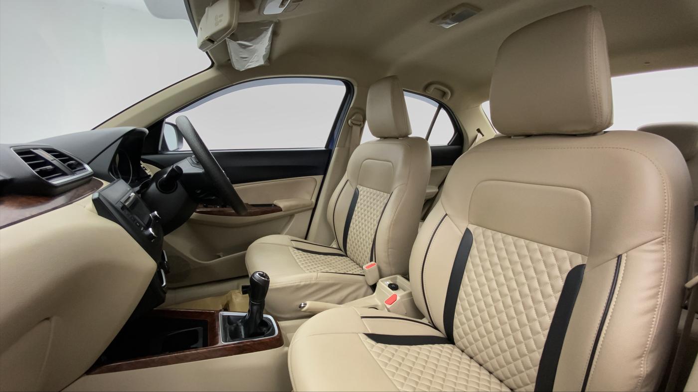 2018 Maruti Dzire VXI, Petrol, Manual, 6,947 km, Right Side Front Door Cabin View