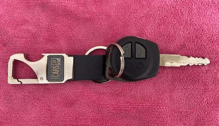 2018 Maruti Dzire VXI, Petrol, Manual, 6,947 km, Key Close-up
