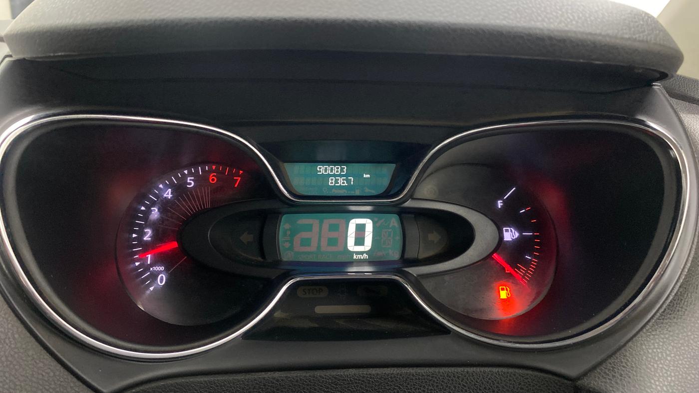 2019 Renault Captur RXE PETROL, CNG, Manual, 90,051 km, Odometer Image