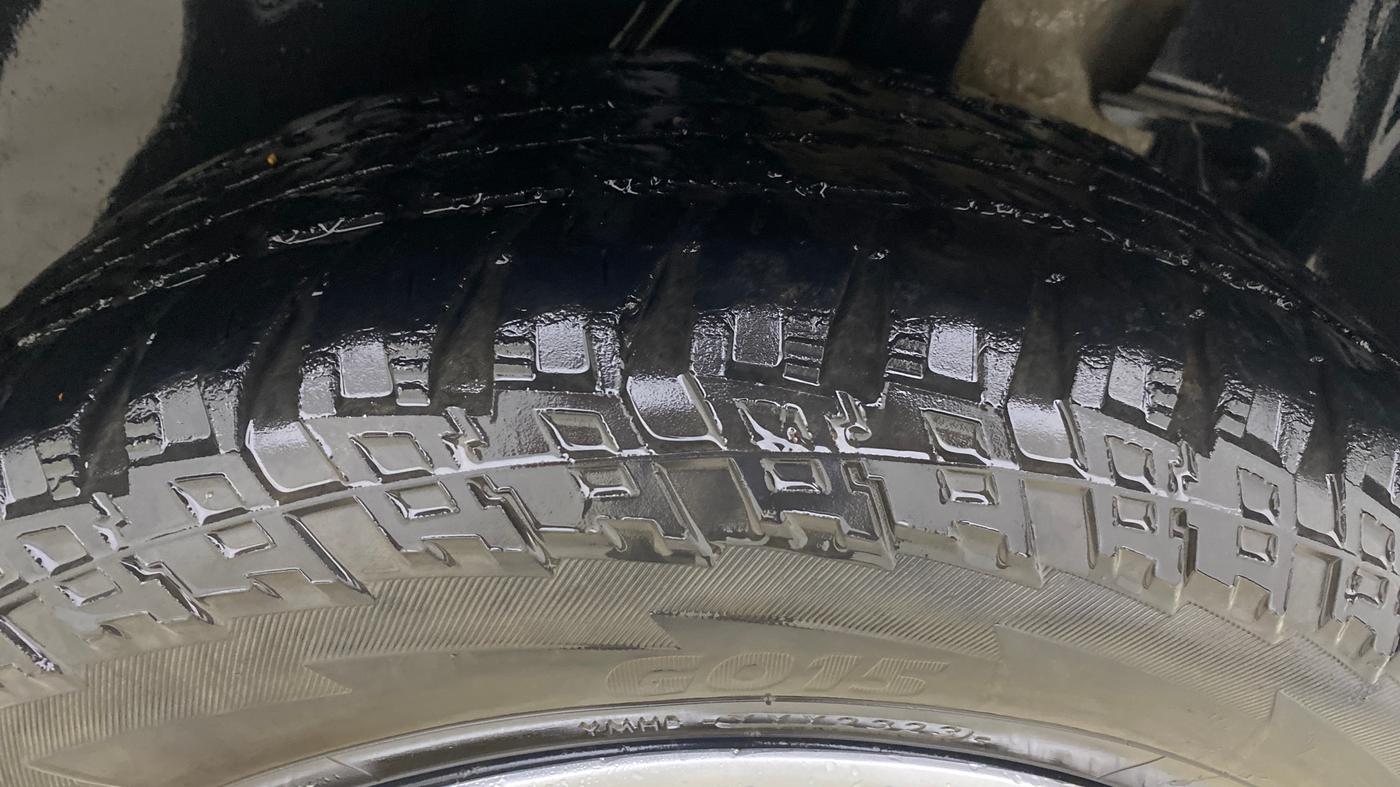 2019 Renault Captur RXE PETROL, CNG, Manual, 90,051 km, Left Rear Tyre Tread