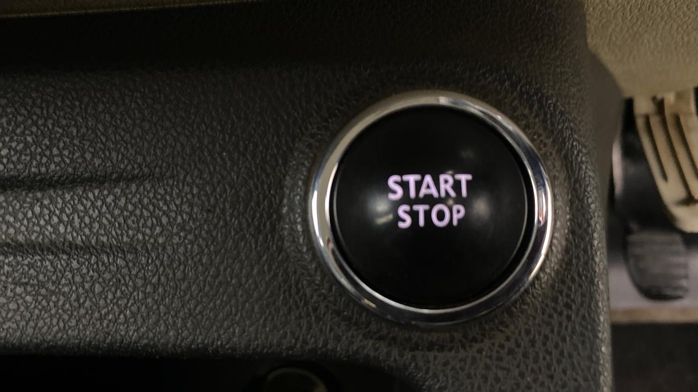 2019 Renault Captur RXE PETROL, CNG, Manual, 90,051 km, Keyless Start/ Stop Button
