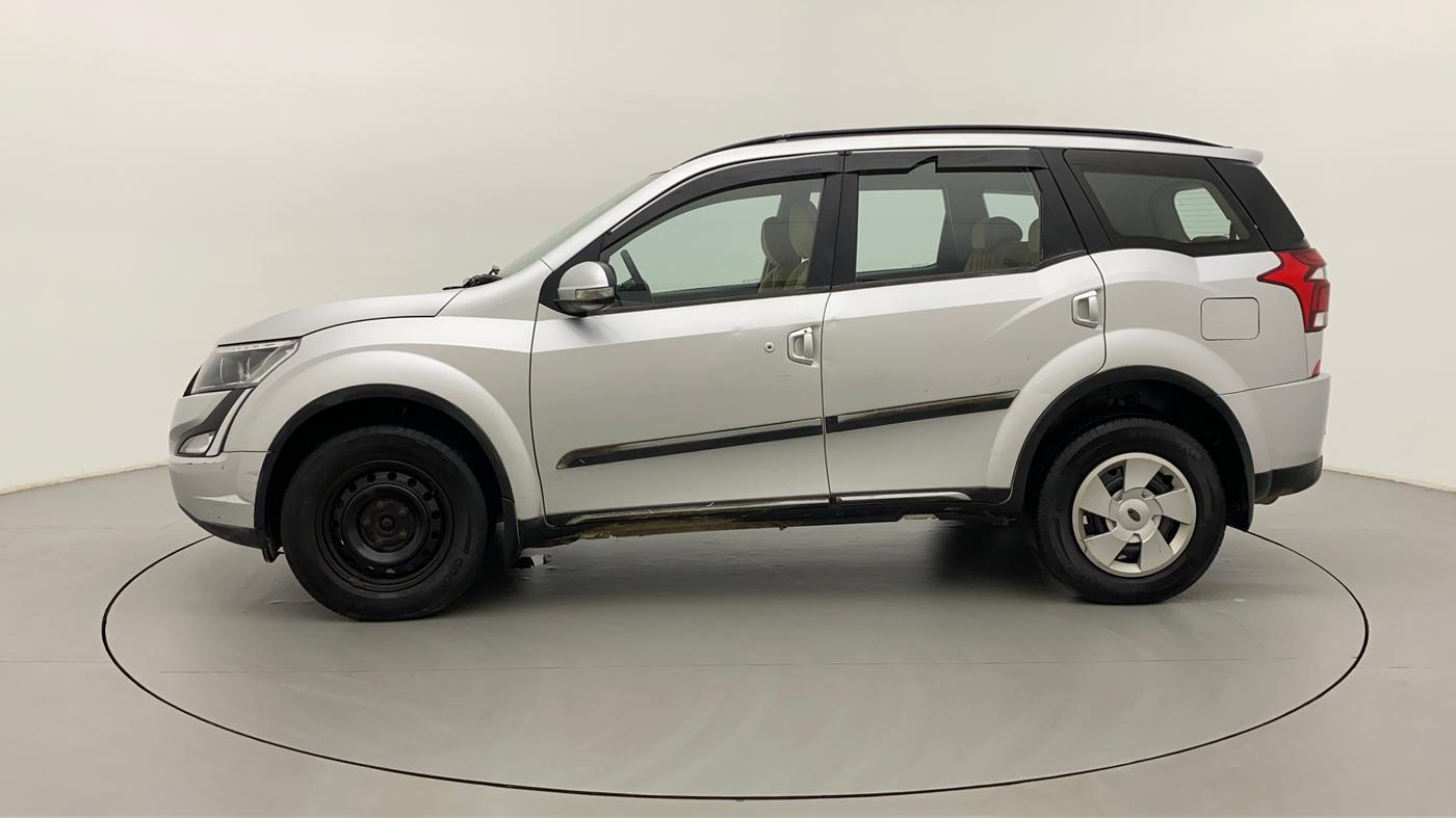 2018 Mahindra XUV500 W7, Diesel, Manual, 1,12,969 km, Left Side