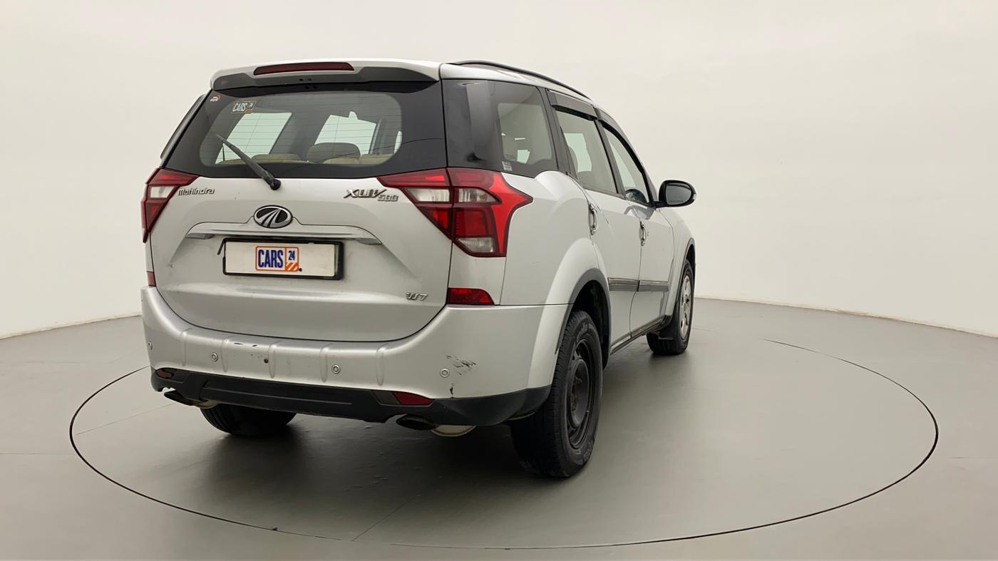 2018 Mahindra XUV500 W7, Diesel, Manual, 1,12,969 km, Right Back Diagonal