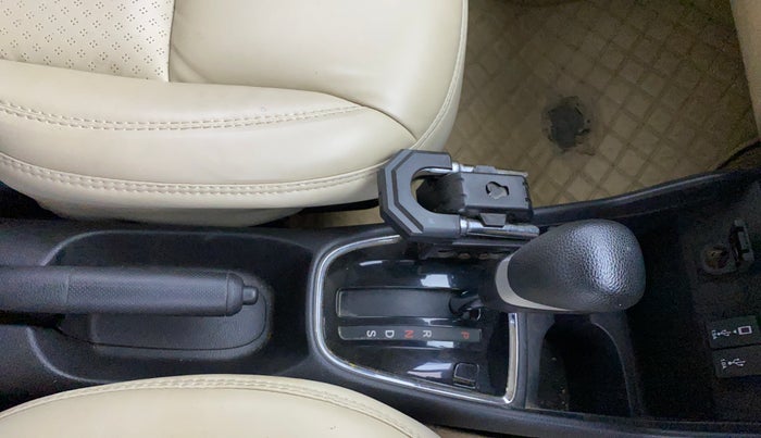 2022 Honda Amaze 1.2L I-VTEC VX CVT, Petrol, Automatic, 39,062 km, Gear Lever