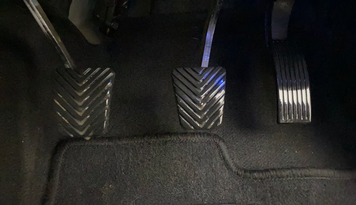 2023 Hyundai NEW I20 ASTA (O) 1.2 MT, Petrol, Manual, 19,651 km, Pedals