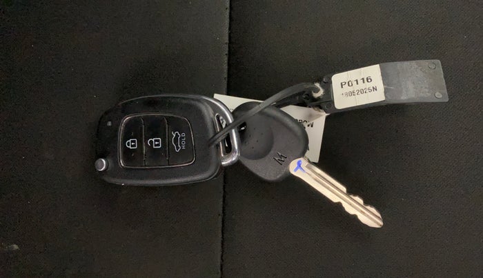 2025 Hyundai EXTER SX 1.2 MT Knight Edition Hy-CNG Duo, CNG, Manual, 4,273 km, Key Close Up