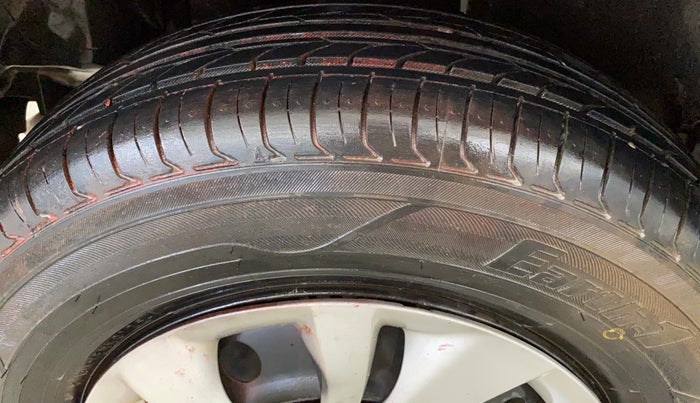 2022 Maruti Swift VXI, Petrol, Manual, 38,235 km, Right Rear Tyre Tread