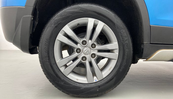 2017 Maruti Vitara Brezza ZDI PLUS DUAL TONE, Diesel, Manual, 84,213 km, Right Rear Wheel