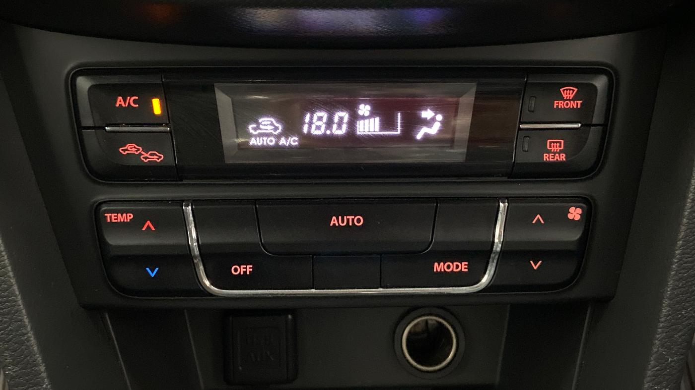 2017 Maruti Vitara Brezza ZDI PLUS DUAL TONE, Diesel, Manual, 84,213 km, Automatic Climate Control