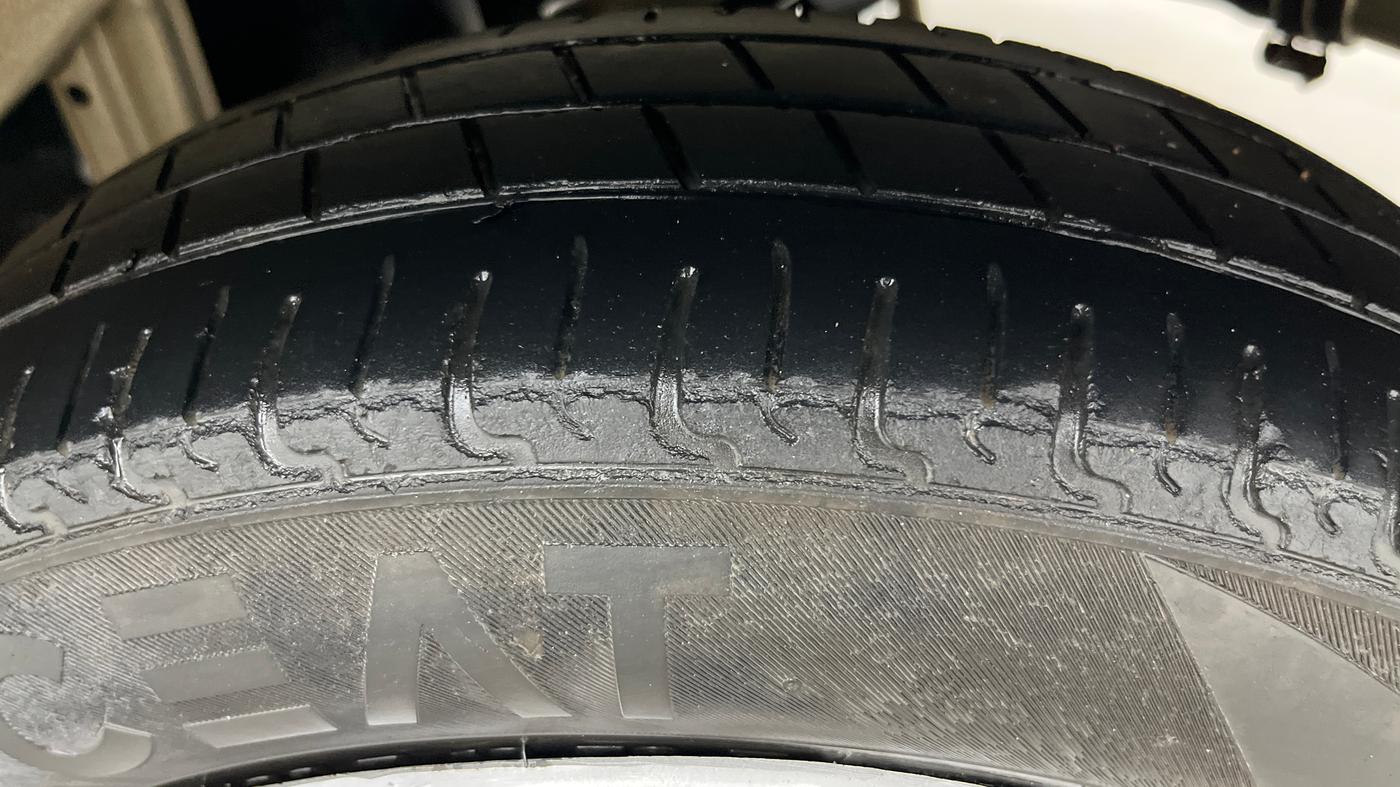 2017 Maruti Alto K10 VXI, Petrol, Manual, 66,287 km, Left Rear Tyre Tread