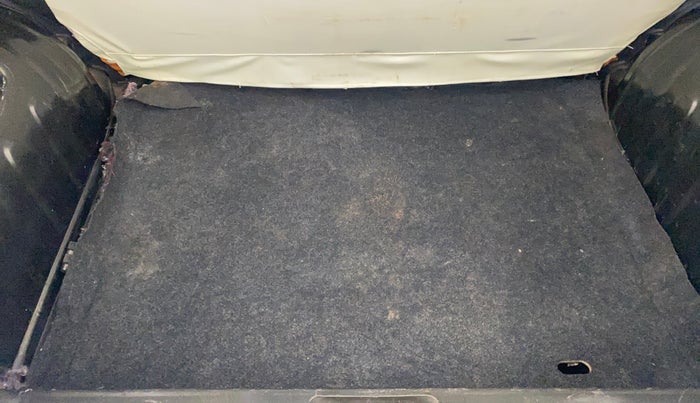 2016 Renault Kwid RXT 0.8, Petrol, Manual, 33,173 km, Boot Inside