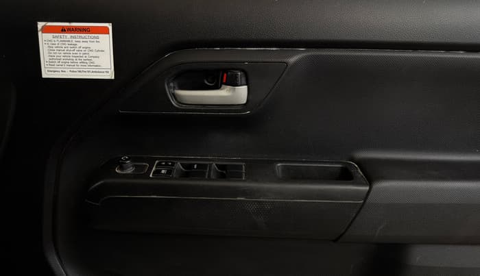 2022 Maruti New Wagon-R VXI CNG 1.0, CNG, Manual, 42,414 km, Driver Side Door Panels Control