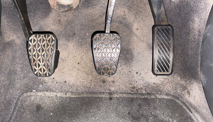 2020 Ford New Figo TITANIUM 1.2 PETROL MT, Petrol, Manual, 13,861 km, Pedals