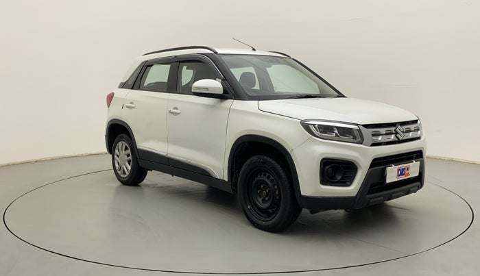 2020 Maruti Vitara Brezza VXI AT SHVS, Petrol, Automatic, 30,949 km, Right Front Diagonal