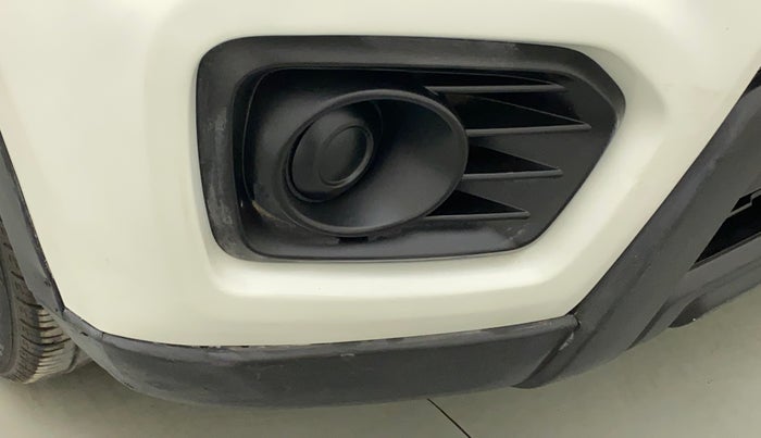 2020 Maruti Vitara Brezza VXI AT SHVS, Petrol, Automatic, 30,949 km, Front bumper - Bumper cladding minor damage/missing