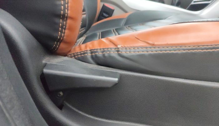 2019 Tata NEXON XM PETROL, Petrol, Manual, 87,349 km, Driver Side Adjustment Panel