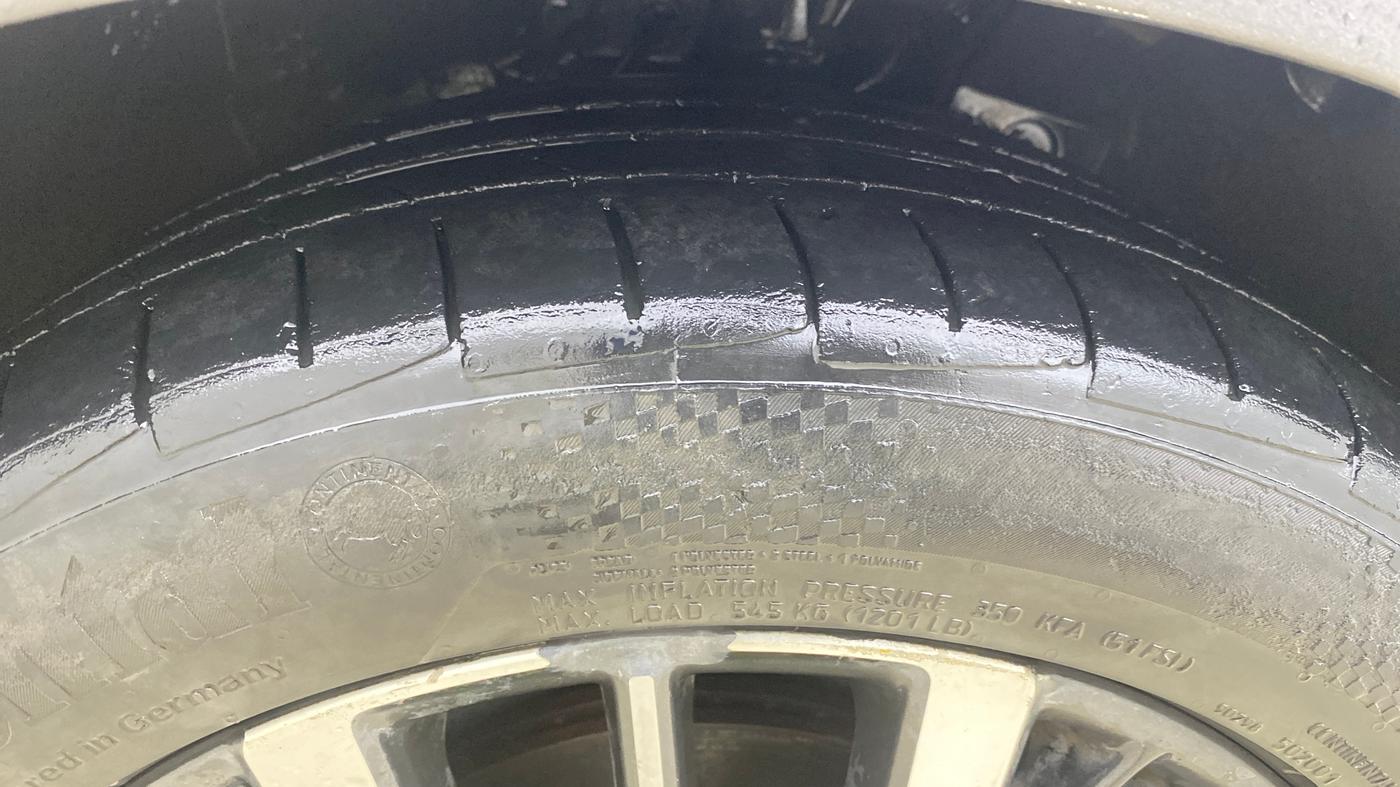 2017 Honda City 1.5L I-VTEC ZX CVT, Petrol, Automatic, 1,04,350 km, Right Front Tyre Tread