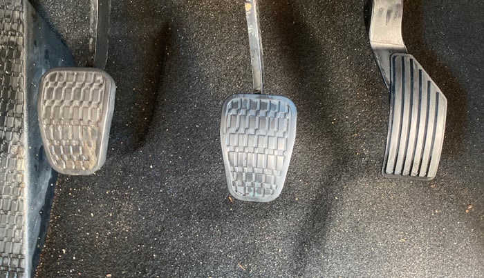 2022 Tata ALTROZ XZ PETROL, Petrol, Manual, 13,803 km, Pedals