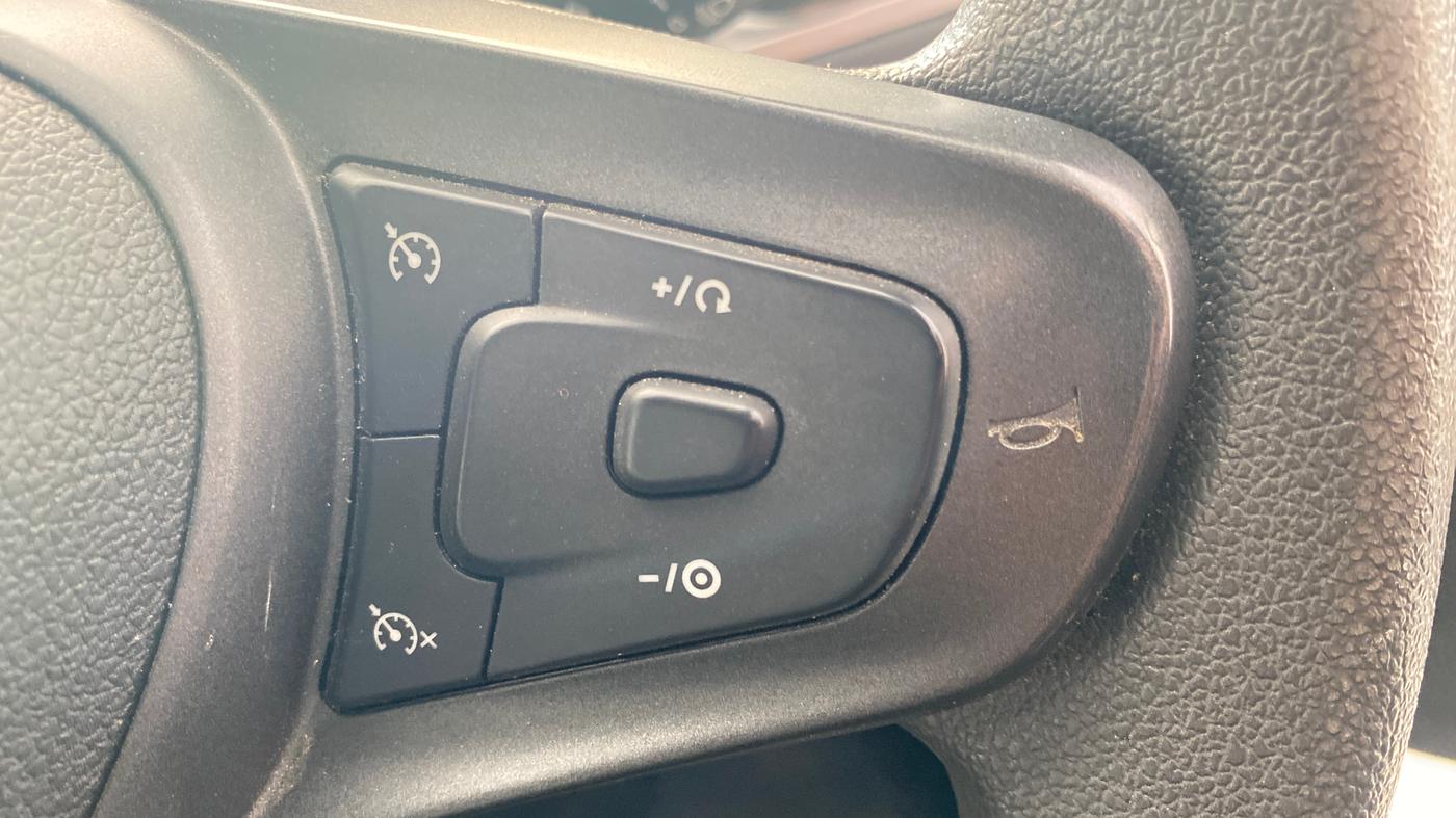 2022 Tata ALTROZ XZ PETROL, Petrol, Manual, 13,803 km, Adaptive Cruise Control