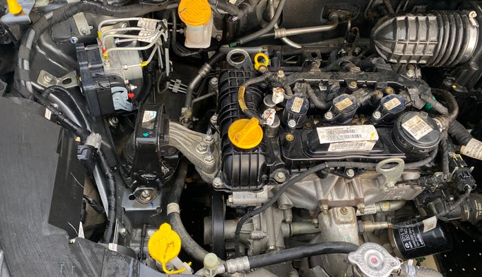 2022 Tata ALTROZ XZ PETROL, Petrol, Manual, 13,803 km, Engine View - Right