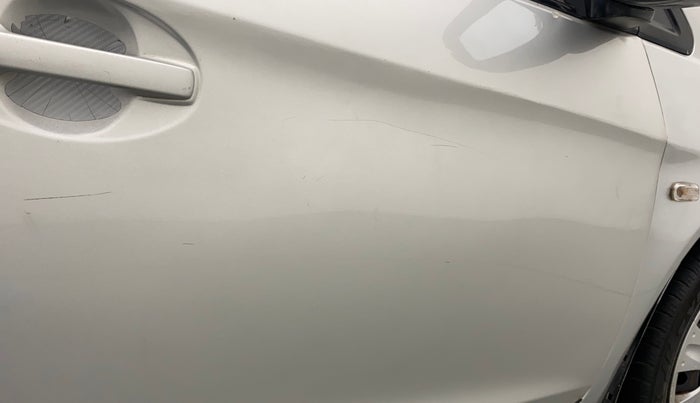 2015 Honda Brio S MT, Petrol, Manual, 74,129 km, Driver-side door - Minor scratches
