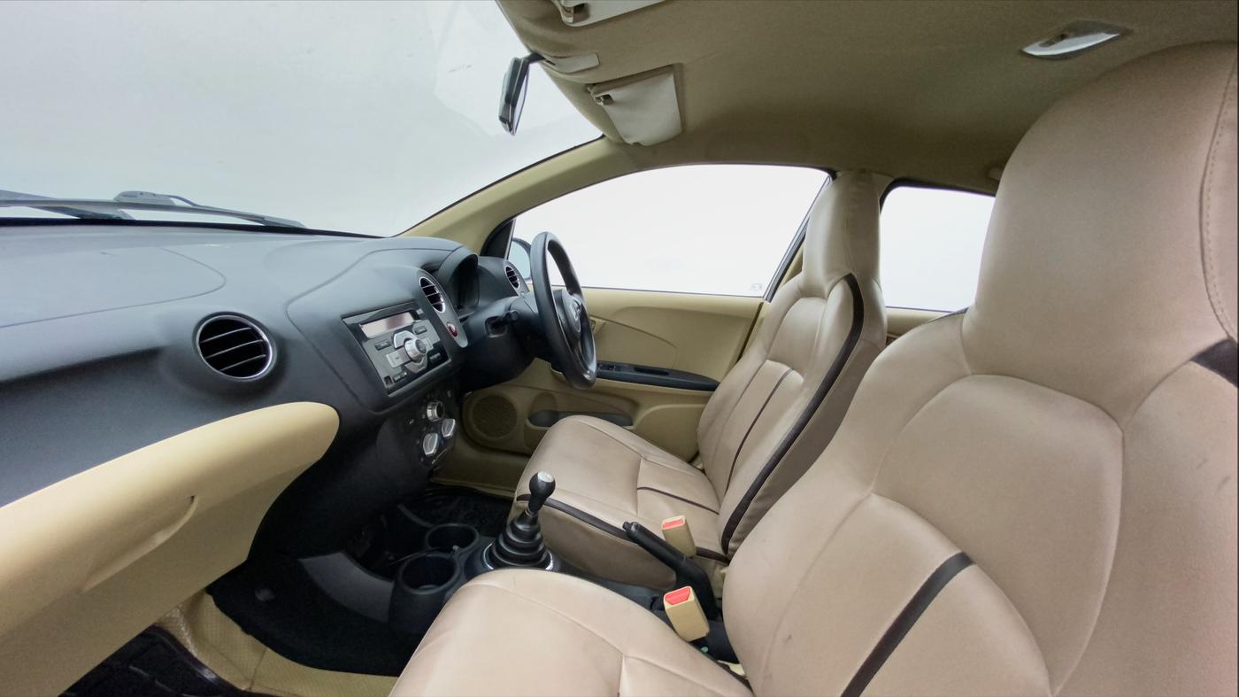 2015 Honda Brio S MT, Petrol, Manual, 74,129 km, Right Side Front Door Cabin
