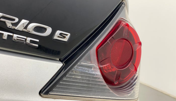 2015 Honda Brio S MT, Petrol, Manual, 74,129 km, Right tail light - Faded