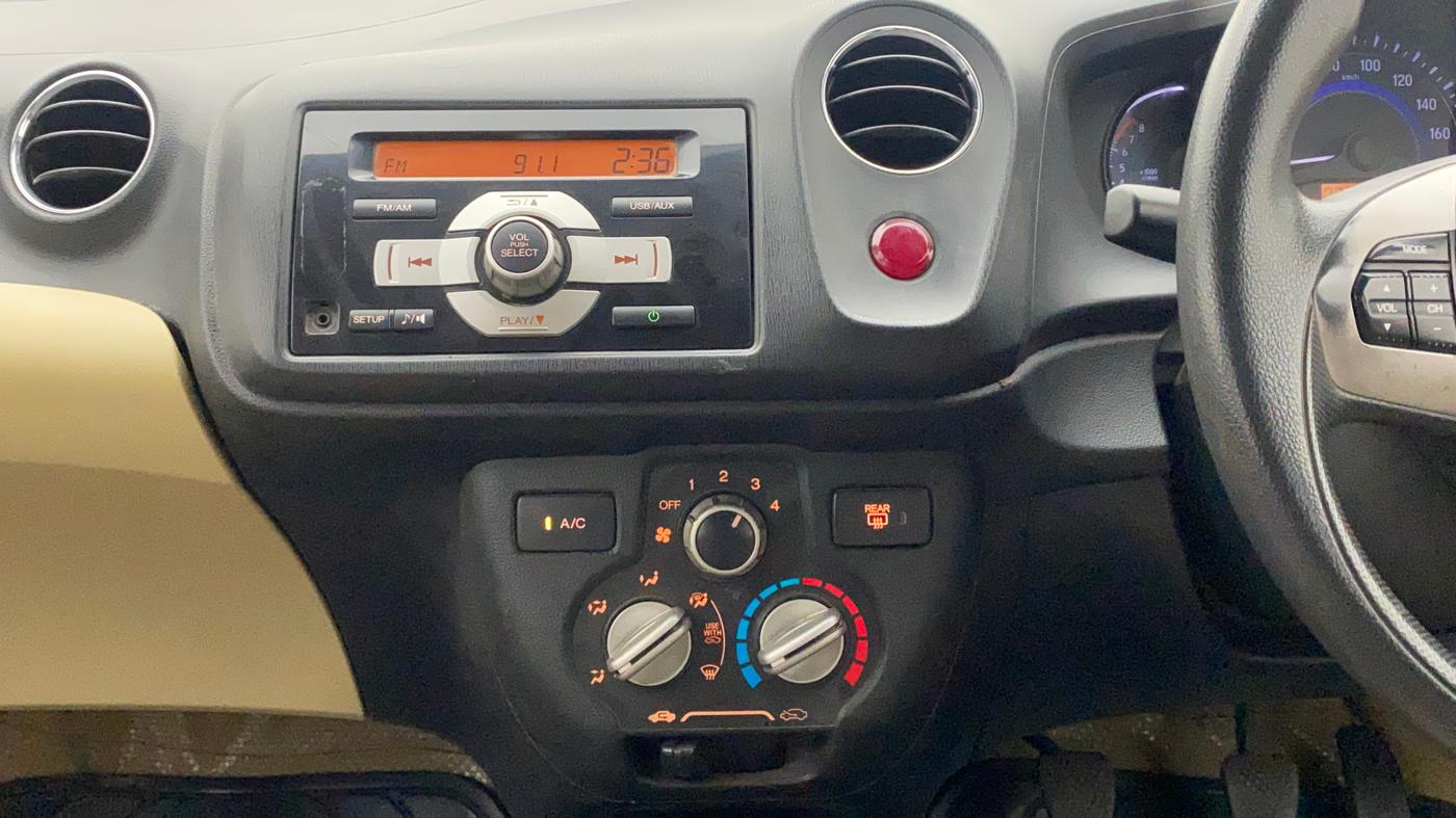 2015 Honda Brio S MT, Petrol, Manual, 74,129 km, Air Conditioner