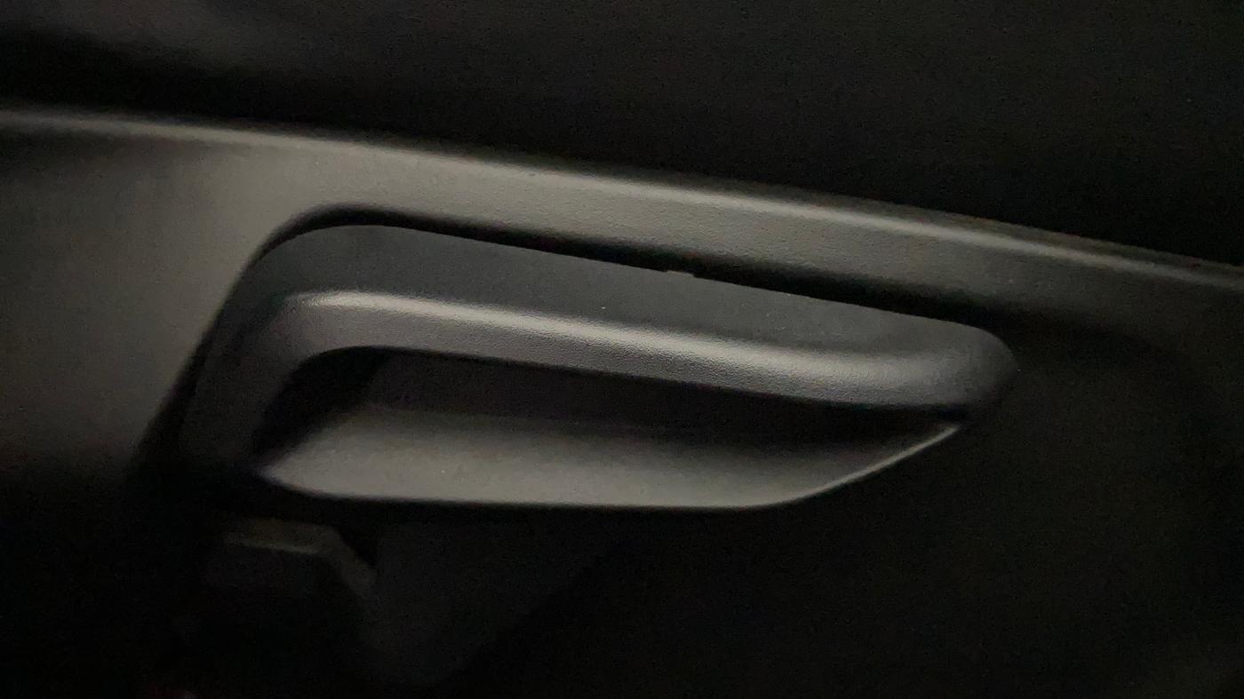 2022 Tata NEXON XZ PLUS PETROL DARK EDITION, Petrol, Manual, 37,343 km, Driver Side Adjustment Panel