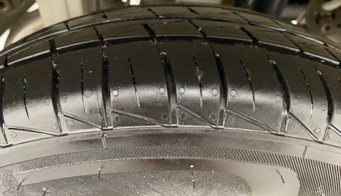 2021 Maruti Alto VXI, Petrol, Manual, 2,357 km, Right Rear Tyre Tread