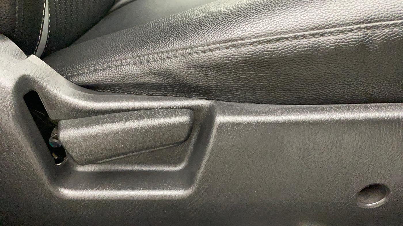 2021 Maruti Alto VXI, Petrol, Manual, 2,357 km, Driver Side Adjustment Panel