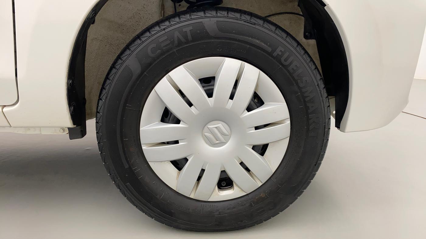 2021 Maruti Alto VXI, Petrol, Manual, 2,357 km, Right Front Wheel