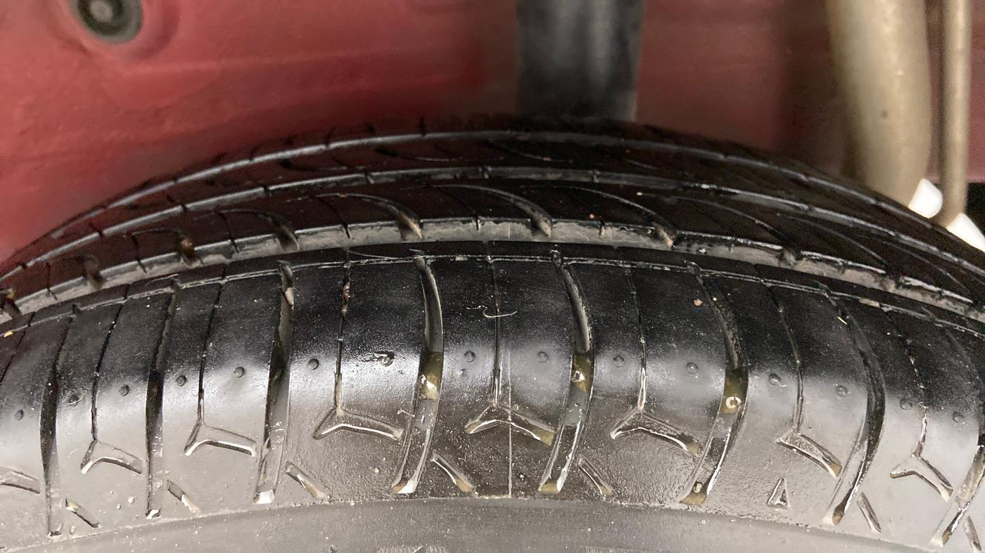 2016 Maruti Celerio ZXI AMT, Petrol, Automatic, 50,322 km, Left Rear Tyre Tread