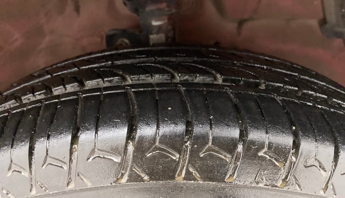 2016 Maruti Celerio ZXI AMT, Petrol, Automatic, 50,322 km, Right Front Tyre Tread