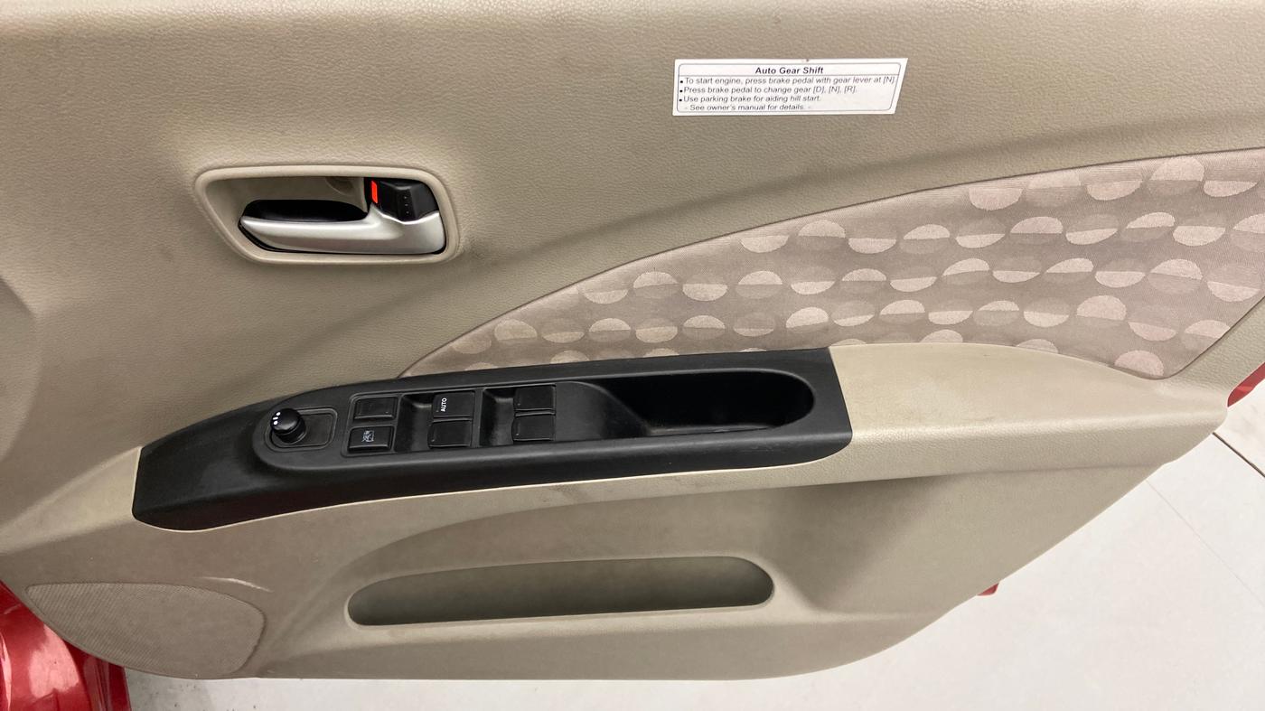 2016 Maruti Celerio ZXI AMT, Petrol, Automatic, 50,322 km, Driver Side Door Panels Control