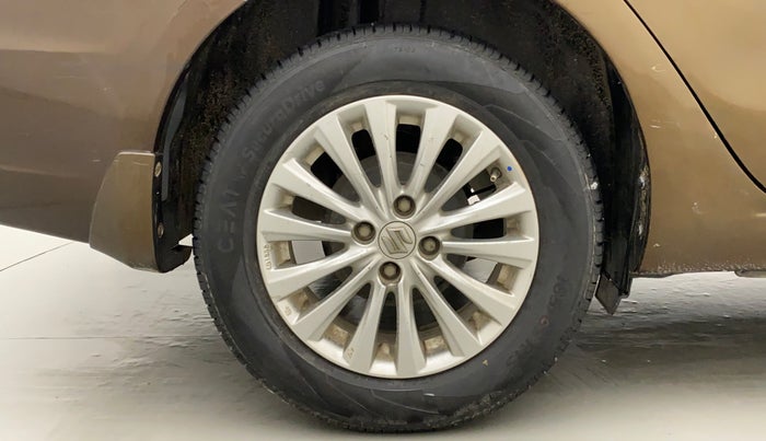 2015 Maruti Ciaz  ZDI SHVS, Diesel, Manual, 70,432 km, Right Rear Wheel