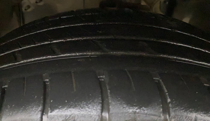 2019 Renault Captur PLATINE DIESEL , Diesel, Manual, 63,970 km, Left Front Tyre Tread