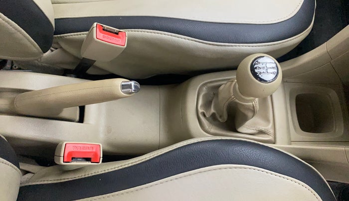 2013 Maruti Swift Dzire VDI, Diesel, Manual, 65,833 km, Gear Lever