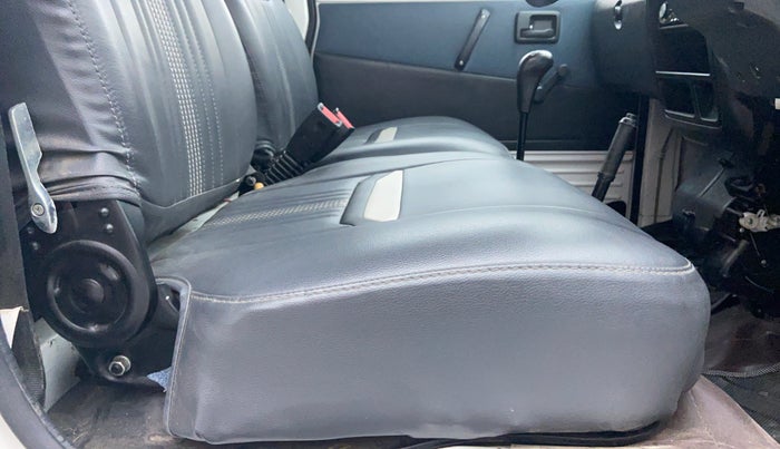 2018 Maruti OMNI E STD, Petrol, Manual, 4,434 km, Driver Side Adjustment Panel