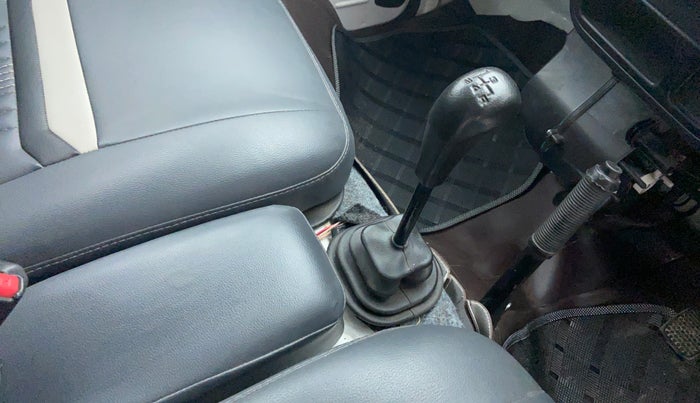 2018 Maruti OMNI E STD, Petrol, Manual, 4,434 km, Gear Lever