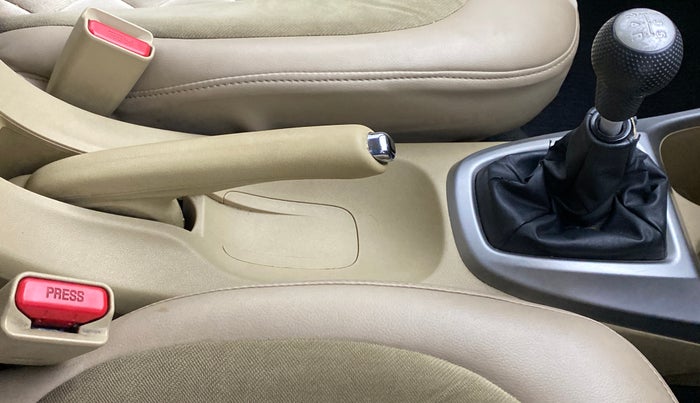 2011 Honda City S MT PETROL, Petrol, Manual, 72,897 km, Gear Lever