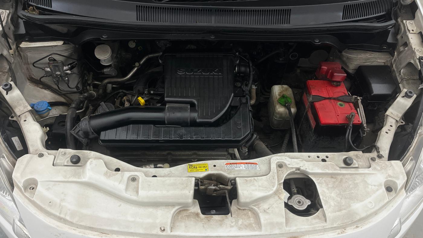 2014 Maruti Ritz VXI, Petrol, Manual, 45,015 km, Engine View