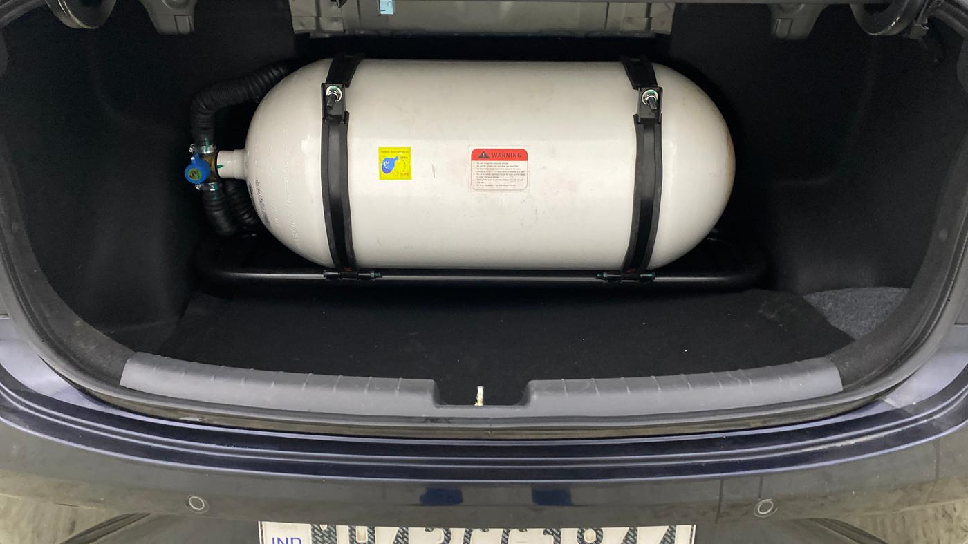 2023 Hyundai AURA SX 1.2 CNG, CNG, Manual, 31,633 km, Boot Inside